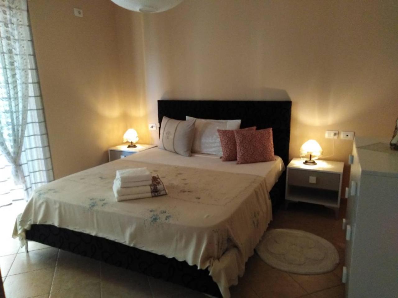 Jelena'S Luxury Apartments Saranda Kültér fotó
